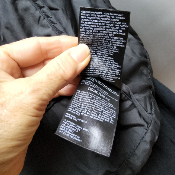 NORTH FACE Wmns Sz M Black Collarless Outdoor Snap Up Jacket ComfyCore Flawed - Picture 8 of 14